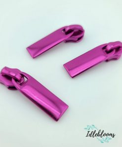 Alternative view of Classic Bar #5 Zipper Pull