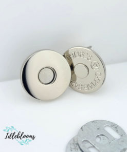 Alternative view of Magnetic snaps (4 pack) in various sizes/colors