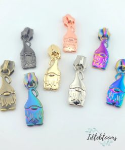 Gnome #5 Zipper Pull